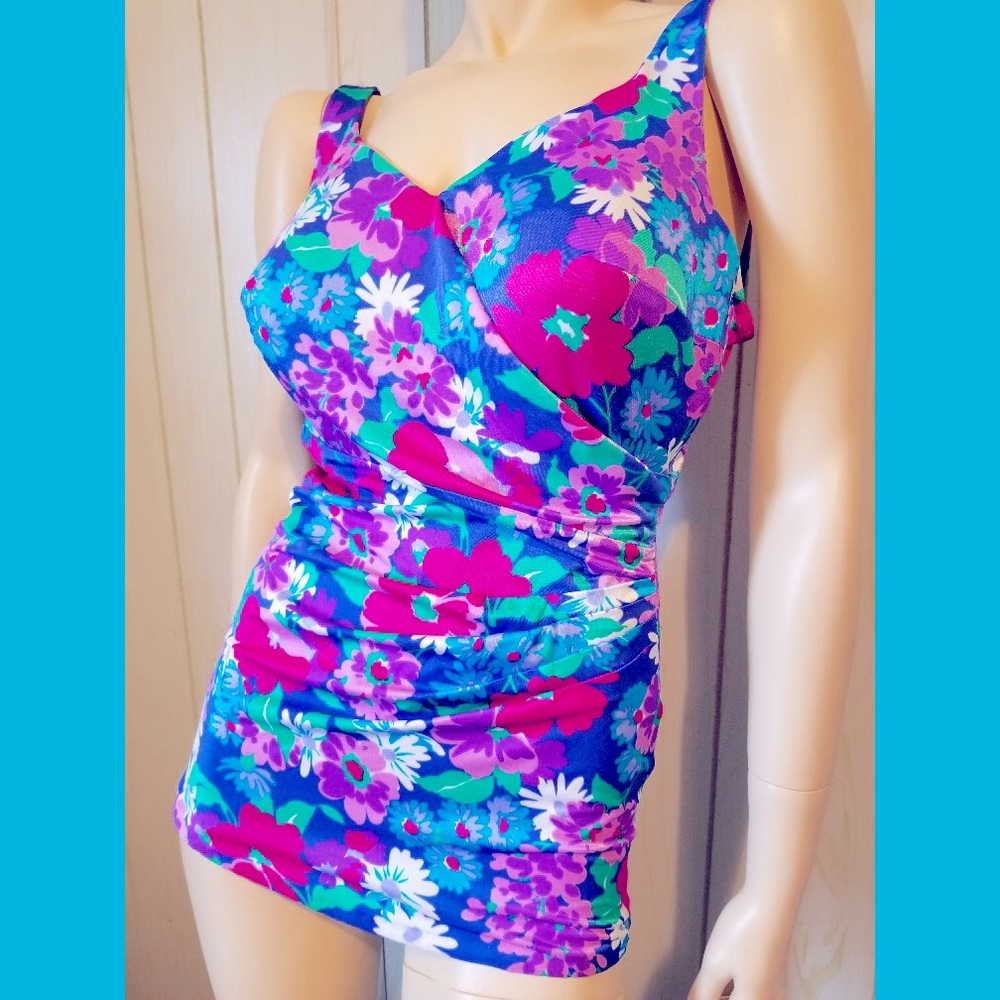 VTG 70s Pinup ROXANNE Floral One Piece Swimsuit